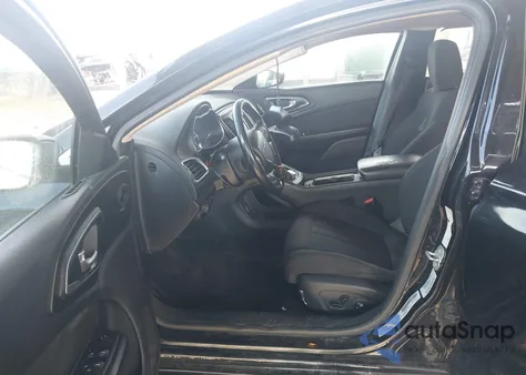 2015 Chrysler 200 Limited из США, поврежденный, VIN 1C3CCCAB9FN680793